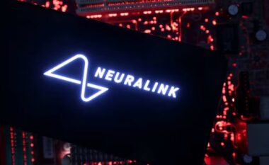 Neuralink dëshiron të lidh “çipin e tij të trurit” me një krah robotik
