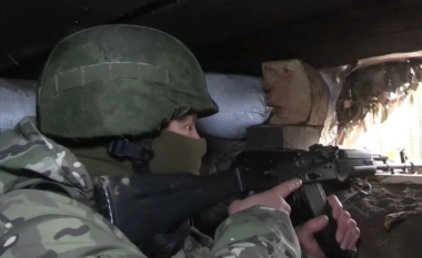 Ukraina sulmon trupat e Koresë së Veriut për herë të parë