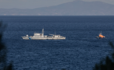 Të paktën tetë emigrantë të mbytur në ishullin grek të Samos