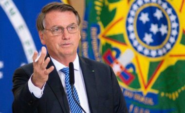 Ish-presidenti brazilian, Bolsonaro akuzohet për komplot për grusht shteti
