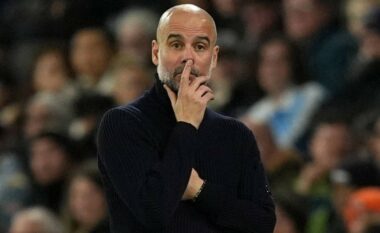 Gary Neville zbulon se si drejtuesit e Man Cityt e bindën Guardiolën ta rinovojë kontratën