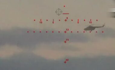 Dronët ujor të ukrainasve sulmojnë helikopterët dhe anijet ruse në Krime
