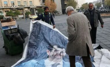 Rebelët marrin kontrollin e qytetit lindor sirian pas betejës intensive me forcat e mbështetura nga SHBA
