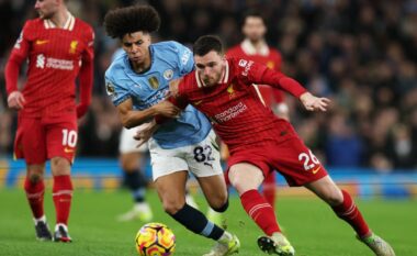 City rivalizon Liverpoolin për transferimin e mbrojtësit holandez
