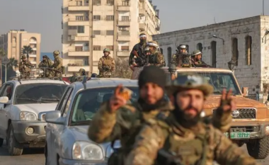 Kërcënohet qeverisja 24-vjeçare e Bashar al-Assadit, forcat rebele mbërrijnë në periferi të Damaskut