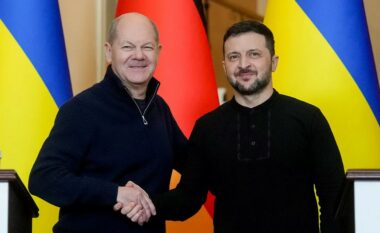 Scholz mbron vendimin për raketat me rreze të gjatë veprimi – “i kujdesshëm” edhe për anëtarësimin e Ukrainës në NATO