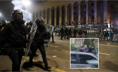 Arrestohet lideri i opozitës gjeorgjiane teksa policia përdori “topa uji” dhe gaz lotsjellës për të shpërndarë protestuesit antiqeveritar