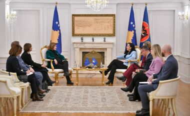 Osmani takon vëzhguesit e BE-së: Sigurohuni se po realizohet e drejta e votës së lirë në veri