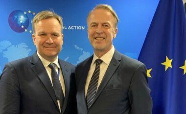 Shefi i Zyrës së BE-së takohet me emisarin e ri të dialogut, Orav: Përvoja e tij do të ndihmojë në avancimin e marrëdhënieve