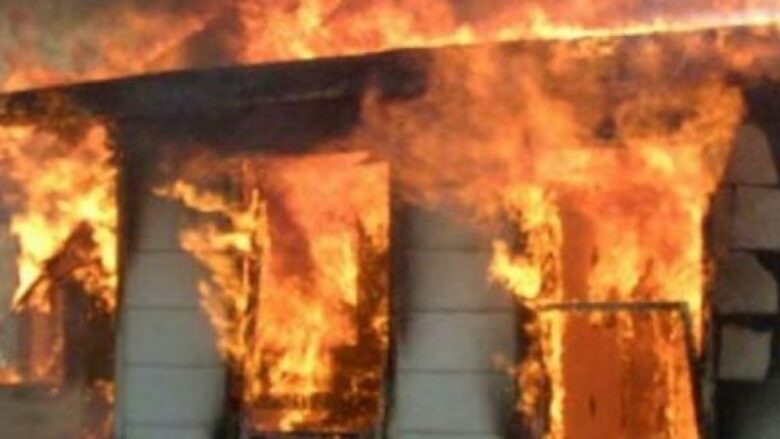 Zjarr në një objekt në Zubin Potok, dyshohet për zjarrvënie të qëllimshme