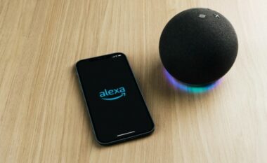 Kujdes çfarë flisni në praninë e Alexa, gjithçka dërgohet në Amazon