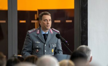 Gjenerali Sven Lange merr drejtimin e Ekipit Këshillues dhe Lidhës të NATO-s në Kosovë