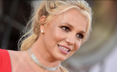 Britney Spears: Pija më ndihmon të përballoj dhimbjen e zemrës