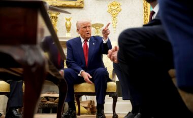 Përshkallëzimi i luftës tregtare SHBA-Kinë, Trump i vendos tarifë prej 104 për qind kinezëve