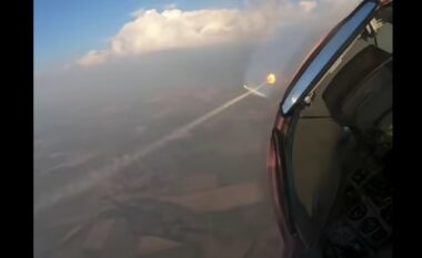 Piloti ukrainas i MiG-29 shkatërron dronin rus në ajër – pamje nga aksioni