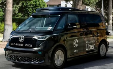 Uber së shpejti nuk do të ketë më nevojë për shoferë, po vijnë automjete të reja autonome