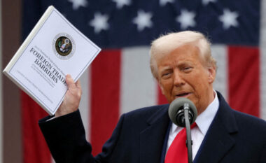 Trump thotë se SHBA nuk do të ndalojë tarifat