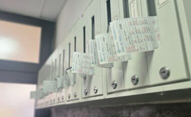Shpërndarja e faturave të ujit pa zarf: KRU “Prishtina” gjobitet me 25 mijë euro nga AIP