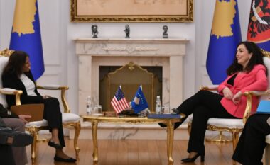 Osmani dhe e ngarkuara me punë në Ambasadën amerikane flasin për konstituimin e Kuvendit