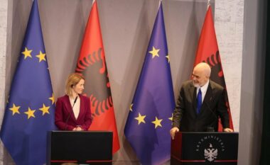Kallas për dialogun Kosovë-Serbi: Nuk mund të ketë ecuri pa normalizimin e plotë të marrëdhënieve
