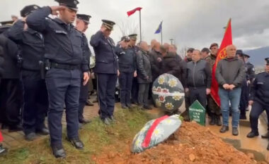 “U vra pabesisht”, i jepet lamtumira e fundit rreshterit policor Muhamed Lika