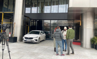 Tarifat, grupi “Asnjë cent më shumë” sërish proteston te ZRRE-ja