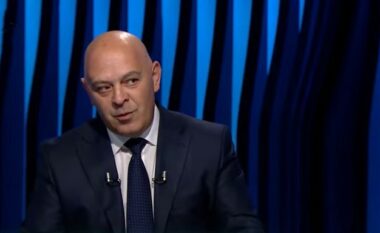 Peshkimi i deputetëve, Gjini: Në AAK askush nuk e han karremin