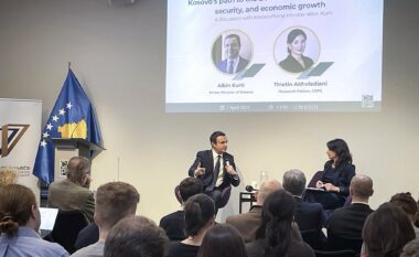 Kurti në Bruksel: Kosova nën masa, Serbia me përkrahje – edhe kur strehon terroristë