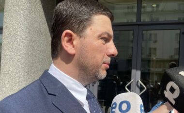 Krasniqi: Është përgjegjësi e LVV-së kryekuvendari, nëse s’mundet ka opsione të tjera