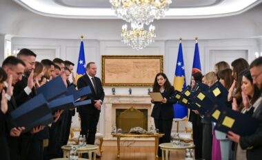 Presidentja Osmani dekretoi 20 gjyqtarë me mandat fillestar