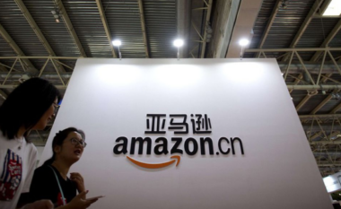 Amazon pezullon disa porosi nga Kina – shkaku i tarifave të Trumpit