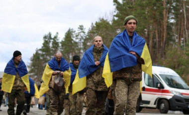 Rusia dhe Ukraina do të shkëmbejnë gati 500 të burgosur