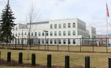 Trump do t’i mbyllë rreth 30 ambasada dhe konsullata – ndër to edhe në vendet e rajonit