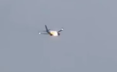 Aeroplani bën ulje emergjente në Denver për shkak të një lepuri në motor