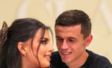 Jasir Asani ndahet nga e dashura?