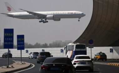 Përshkallëzim i ri në luftën tregtare SHBA-Kinë, Pekini ndalon linjat ajrore të blejnë aeroplanë Boeing