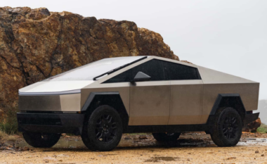 Tesla sapo ka prezantuar një Cybertruck shumë më të lirë