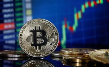 Çmimi i Bitcoin bie ndjeshëm teksa tregjet e kriptove po “përjetojnë pasojat“ e tarifave të Donald Trump