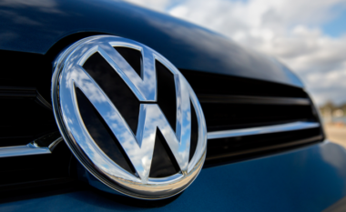 Çmimet e modeleve Volkswagen mbeten të qëndrueshme pavarësisht tarifave të Trumpit