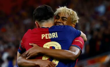 Barcelona në epërsi ndaj Real Madridit pas pjesës së parë falë super golit të Pedrit