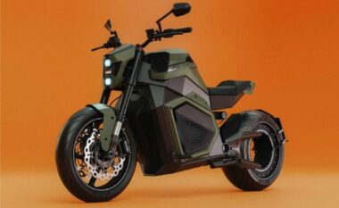 Një motoçikletë elektrike përshkoi një distancë rekord me një karikim të vetëm të baterisë