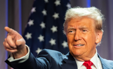 ​Trump synon dëbimin e një milion emigrantëve?