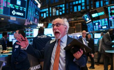Wall Street mbyll ditën me humbjen më të madhe në pesë vitet e fundit