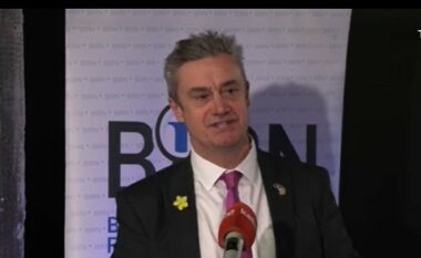 Ambasadori britanik: Guximi i Ramadan Nishorit, dritë në errësirë për ata që vuajnë në heshtje