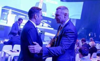 Klitschko e falënderon për mbështetjen ndaj Ukrainës – Abdixhiku kërkon njohjen e Kosovës