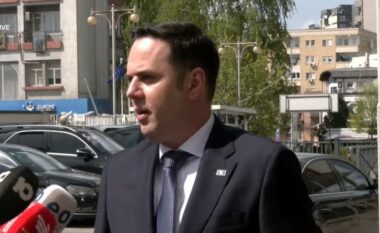 Abdixhiku: LDK nuk do të votojë Albulena Haxhiun për kryeparlamentare