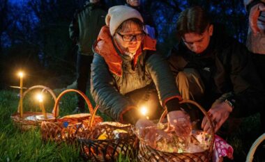 Kremtimi i Pashkëve nëpër botë – përmes fotografive
