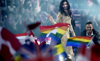 ‘Eurovision 2025’ ndalon flamujt e komunitetit LGBTQ+ në skenë – lejohet vetëm flamuri zyrtar i shtetit përfaqësues