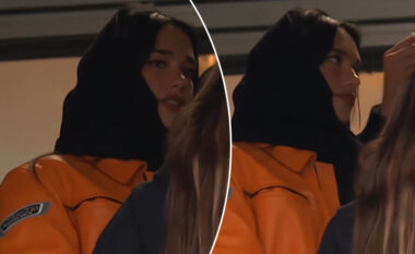 Në mbështetje të Arsenalit, Dua Lipa shihet në mesin e tifozëve në “Emirates Stadium”