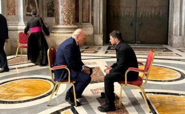Dalin fotografi nga takimi Trump-Zelensky i cili u zhvillua në Vatikan, shihen edhe dy liderë evropianë